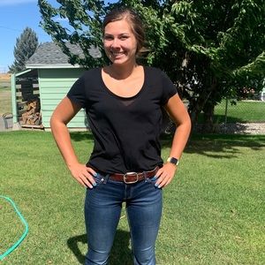 Meet your Posher, Lola